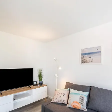 Strandnahe 4 Διαμέρισμα Dierhagen